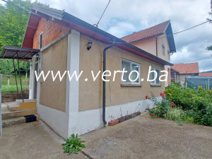 Dvije kuće, Tusanj, Tuzla 85 m2