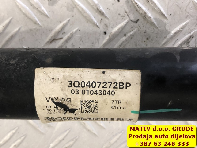 Poluosovina DESNA VW Passat B8 1,6 TDI 2017 3Q0407272BP
