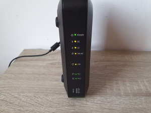 Cisco EPC3208 kablovski modem