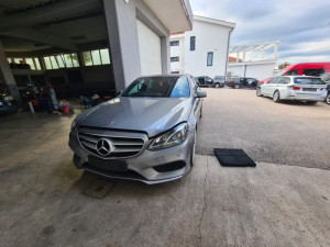 Mercedes W212 E300 2014 | dijelovi limarije i mehanike