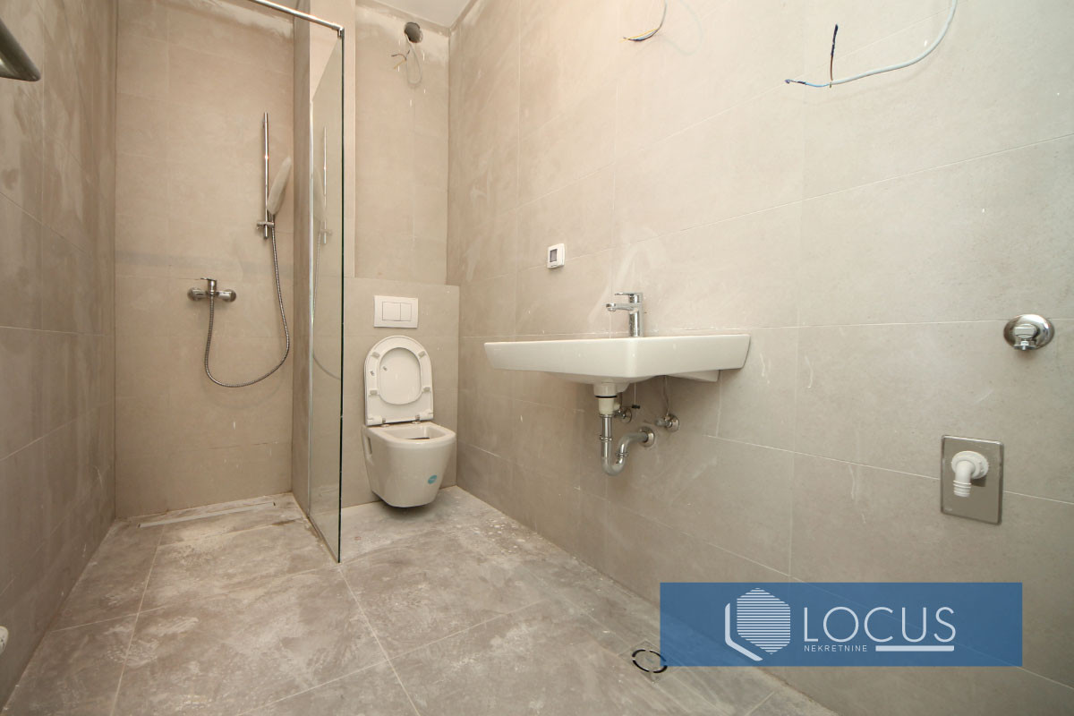 NOVOGRADNJA DOBRINJA! Trosoban stan, 102m2 10
