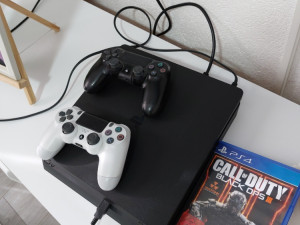 Playstation 4 1TB