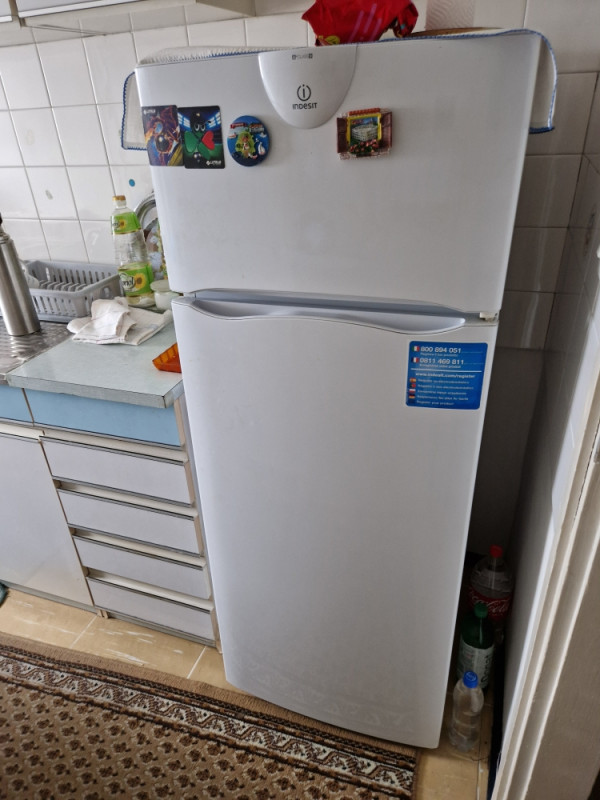 Frizider Indesit TAA12N (kombinovani)