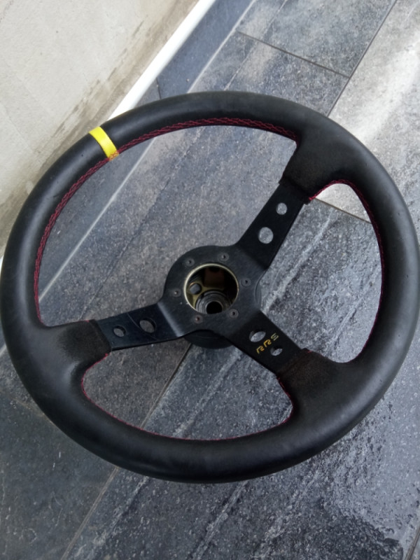Sportski volan RRS i naba momo golf 2 / 3