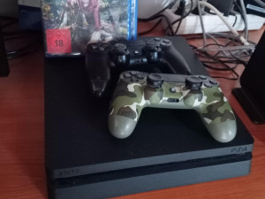 Playstation 4 slim 1Tb