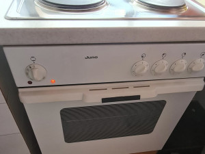Električni šporet Juno