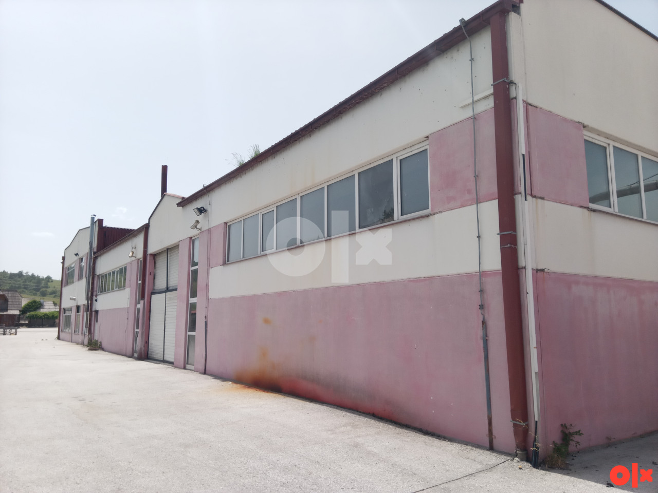 Poslovni prostor Bjelosavljevići-Sokolac 1.500m2 6