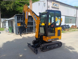 Mini bager JCB 19C1