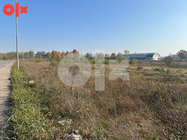 ZEMLJIŠE  GLAMOČANI - LAKTAŠI  4000m2