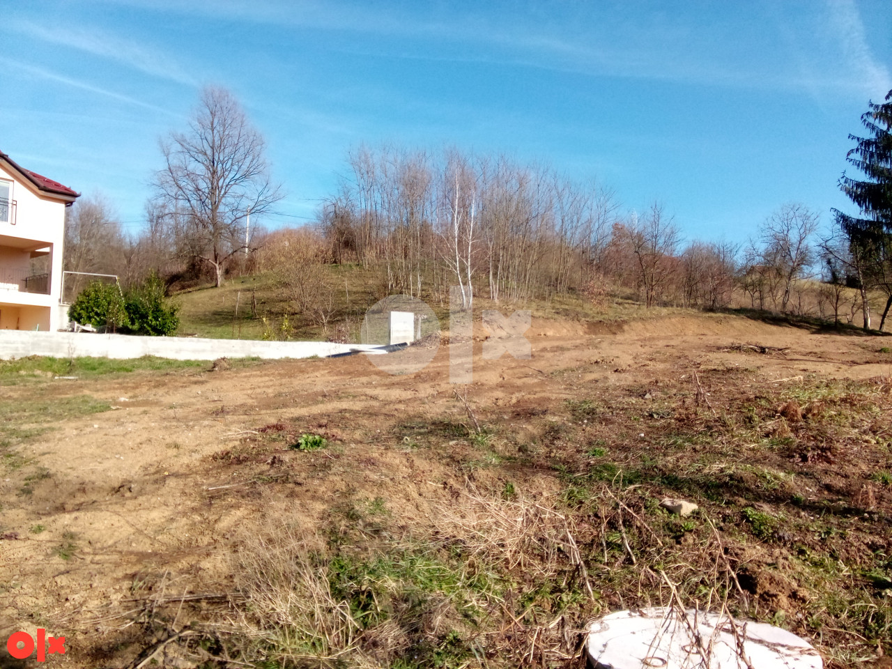 Plac Česma 891 m2 4
