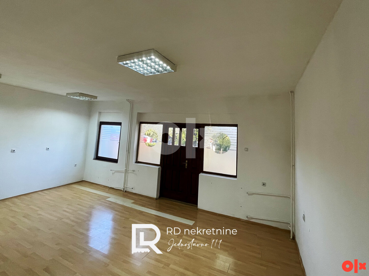 Iznajmljuje se poslovni prostor od 70 m2, Borik 13
