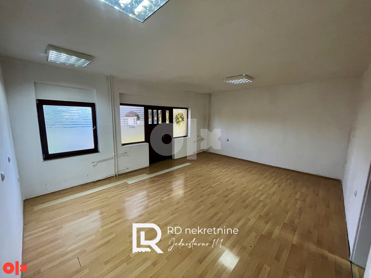 Iznajmljuje se poslovni prostor od 70 m2, Borik 14
