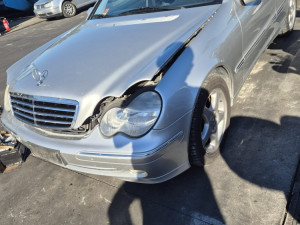 MERCEDES W203 C220 2004 611 | motor, dijelovi motora