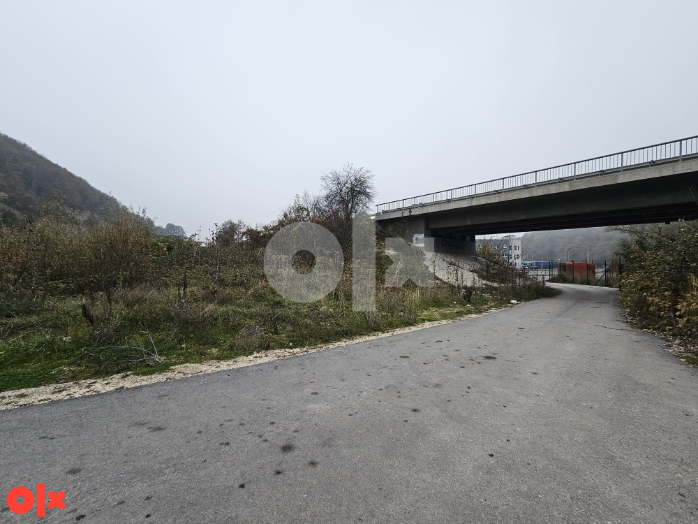 Zemljiste Rajlovac - Sarajevo (carinski terminal / zona) 2