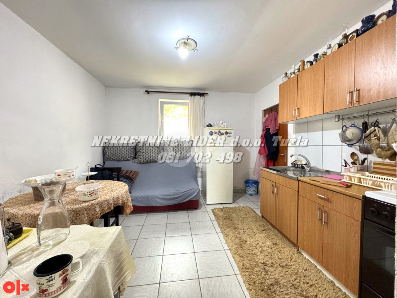 Renoviran jednoiposoban stan 39m2, mirna lokacija 8