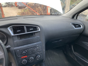 instrument tabla i pojasevi  Citroen C4 2011