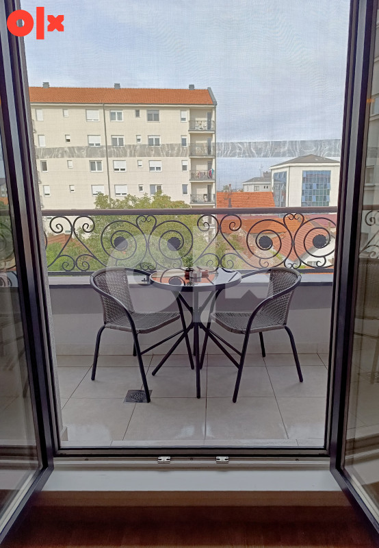 Stan na dan Bijeljina - "Zara" 066/317-328 065/980-888 4