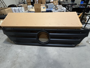 Maska hladnjaka MERCEDES ACTROS MP2 462405