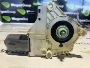 Motoric podizaca stakla z.l Audi A6 (fotografija 1)