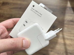 Apple 35W Dual USB-C Port Power Adapter