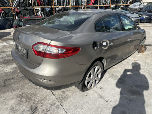 Dijelovi wagen zenica Renault Fluence 2010 (fotografija 3)
