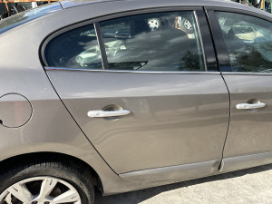 Vrata zadnja desna Renault Fluence 2010
