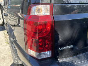 Stopa lijeva Jeep Commander 2010