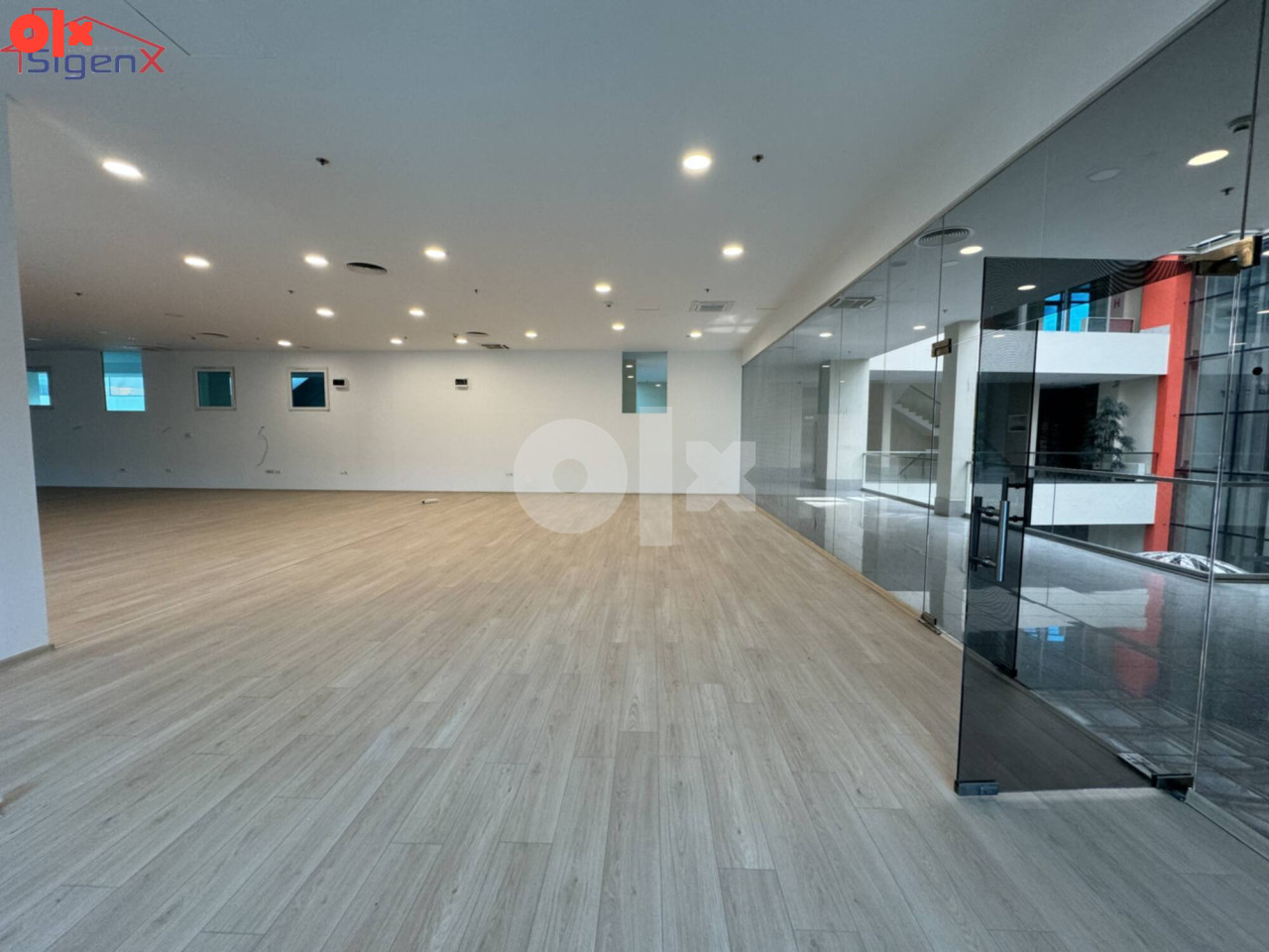 SIGENX/Poslovni prostori/ Avaz Twist Tower/062 619 361 3