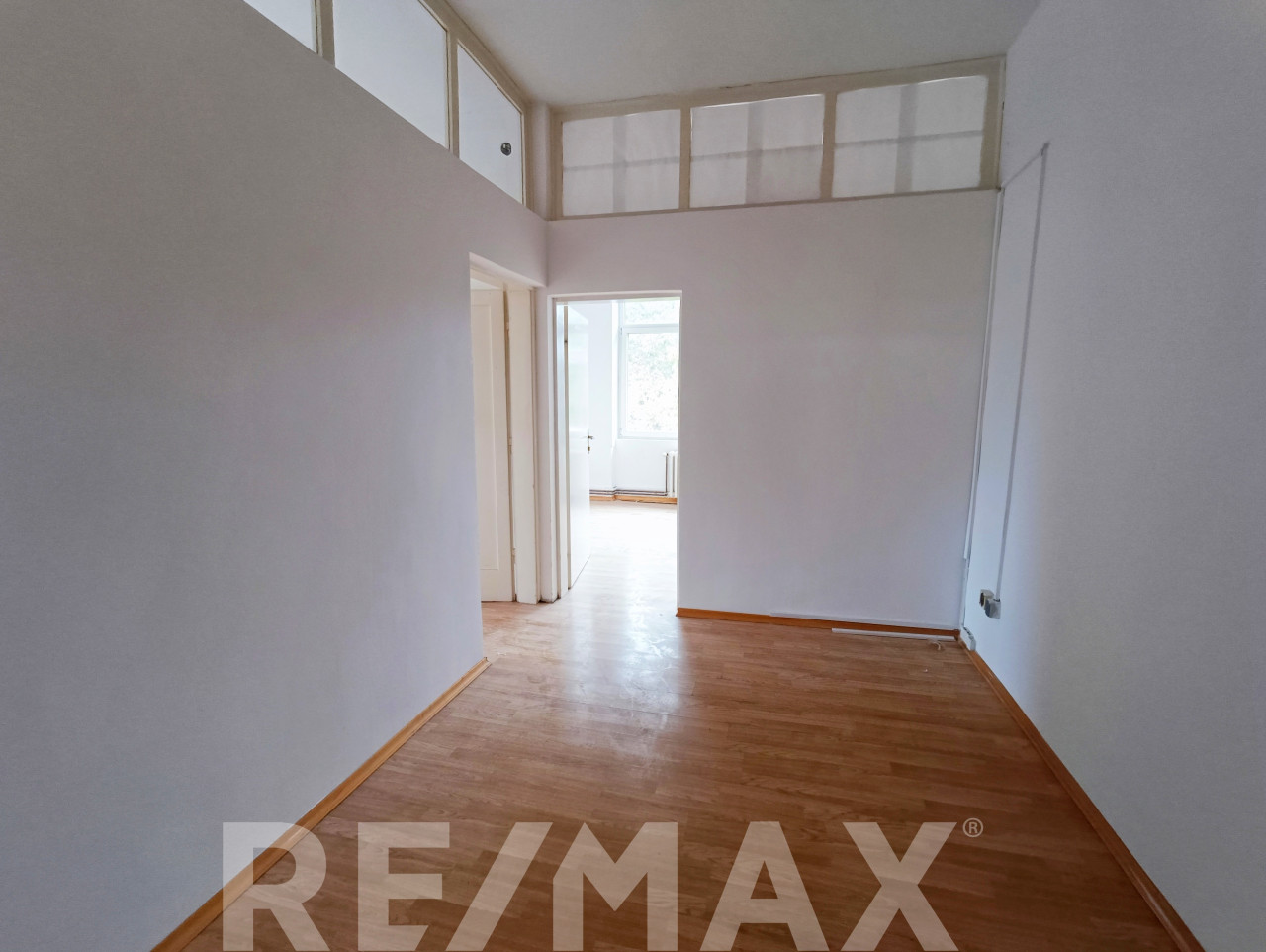 Kancelarijski prostor 400m2 kod Incela 6