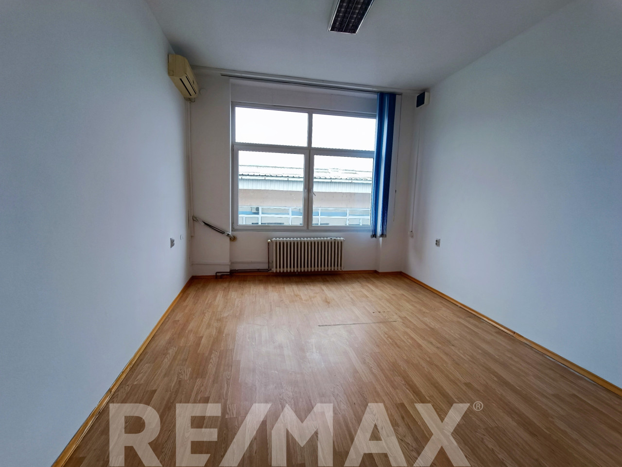 Kancelarijski prostor 400m2 kod Incela 11