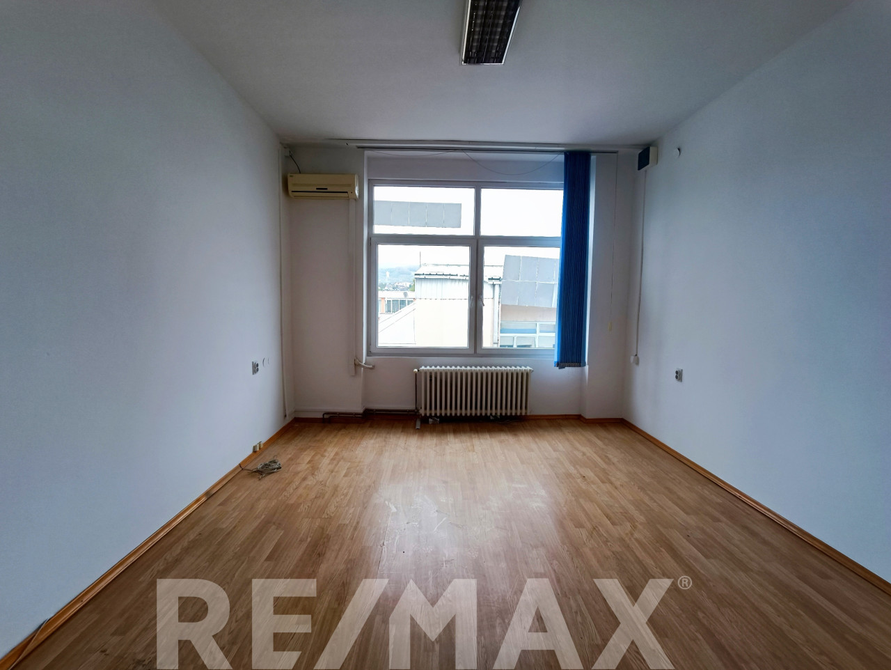 Kancelarijski prostor 400m2 kod Incela 12