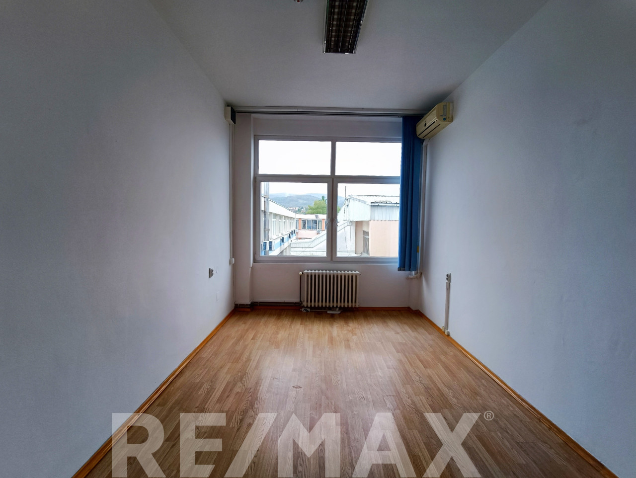 Kancelarijski prostor 400m2 kod Incela 13