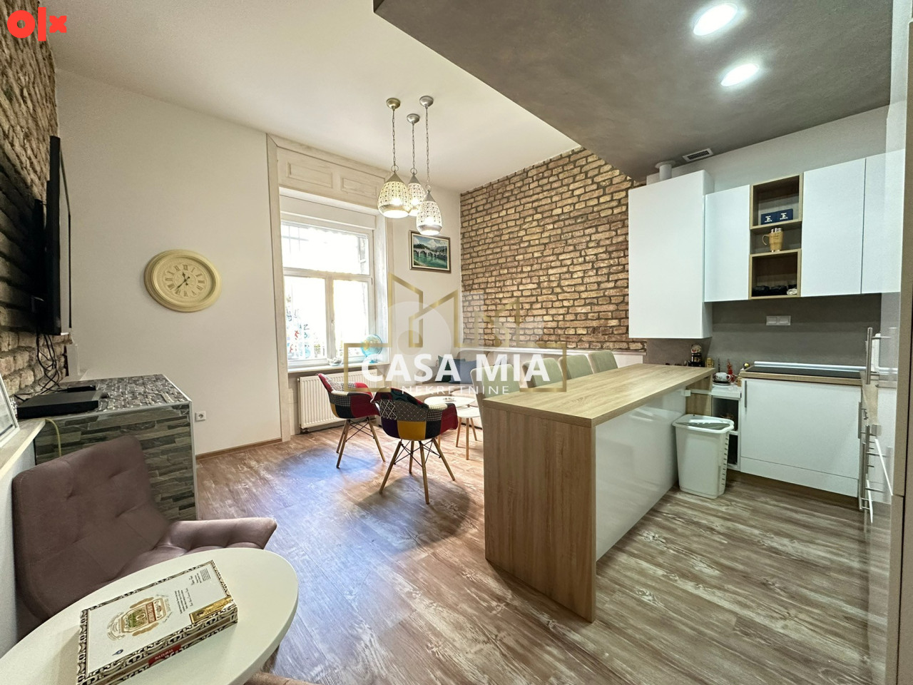 CASA MIA / Stan 85(94) m2 / Mejtaš / Stari Grad 4