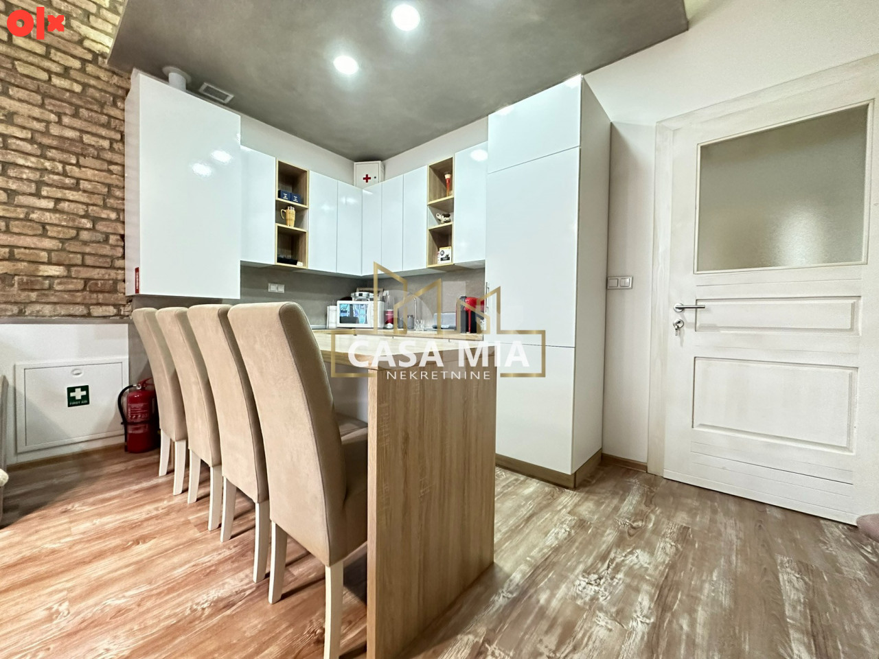 CASA MIA / Stan 85(94) m2 / Mejtaš / Stari Grad 5