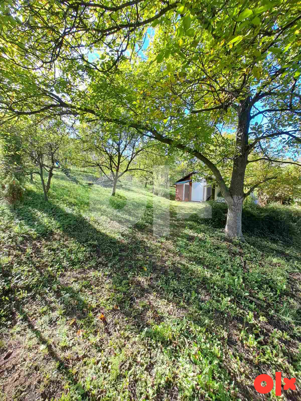 Tuzla vikendica 25m2 na placu 1440m2 5