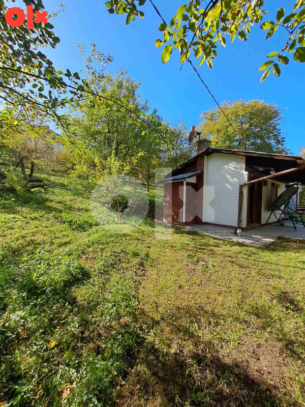 Tuzla vikendica 25m2 na placu 1440m2 12