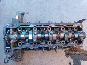 Glava motora astra g vektra b zafira a 2.0 DTI
