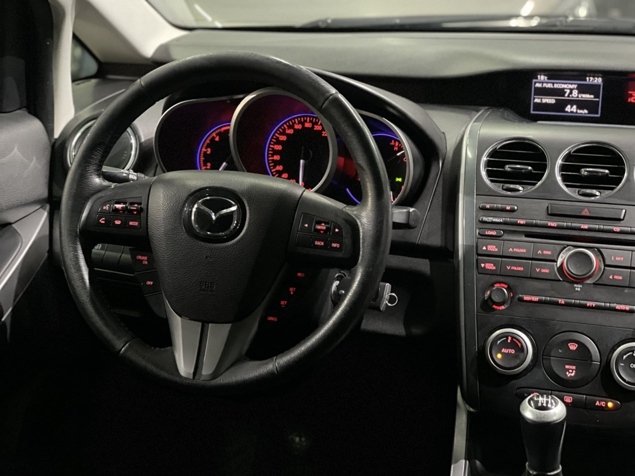 MAZDA CX7 2.2d 4x4 ,2009 GOD, ALU FELGE, XENONI,KLIMA