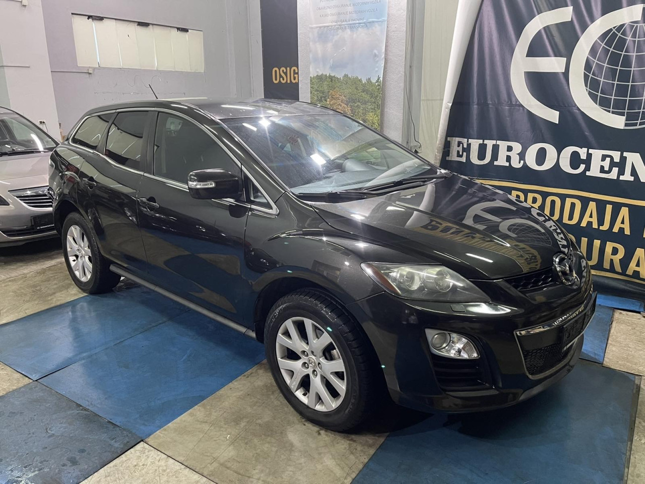 MAZDA CX7 2.2d 4x4 ,2009 GOD, ALU FELGE, XENONI,KLIMA