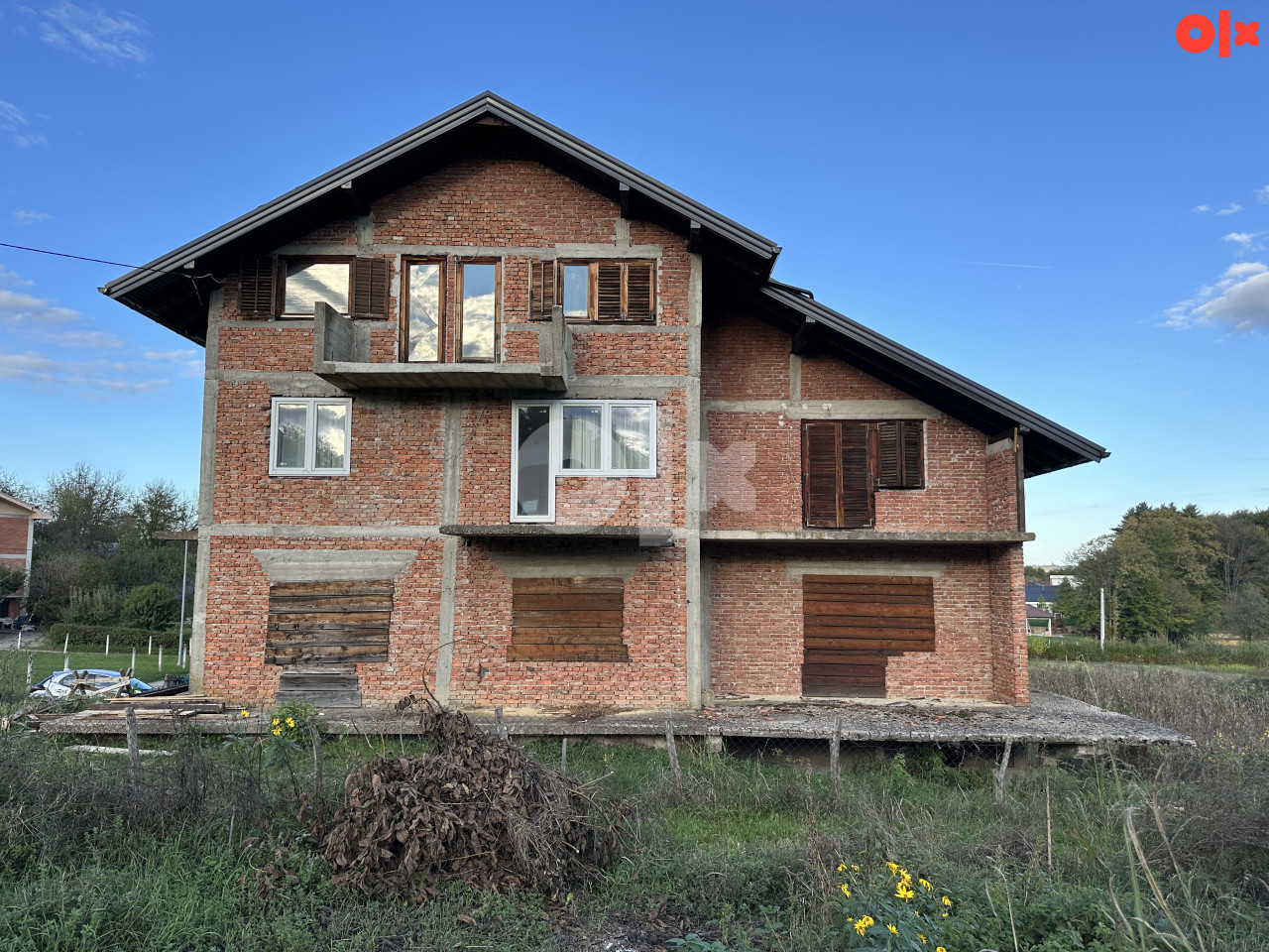 Nezavršena kuća u Slatini - 430 m2