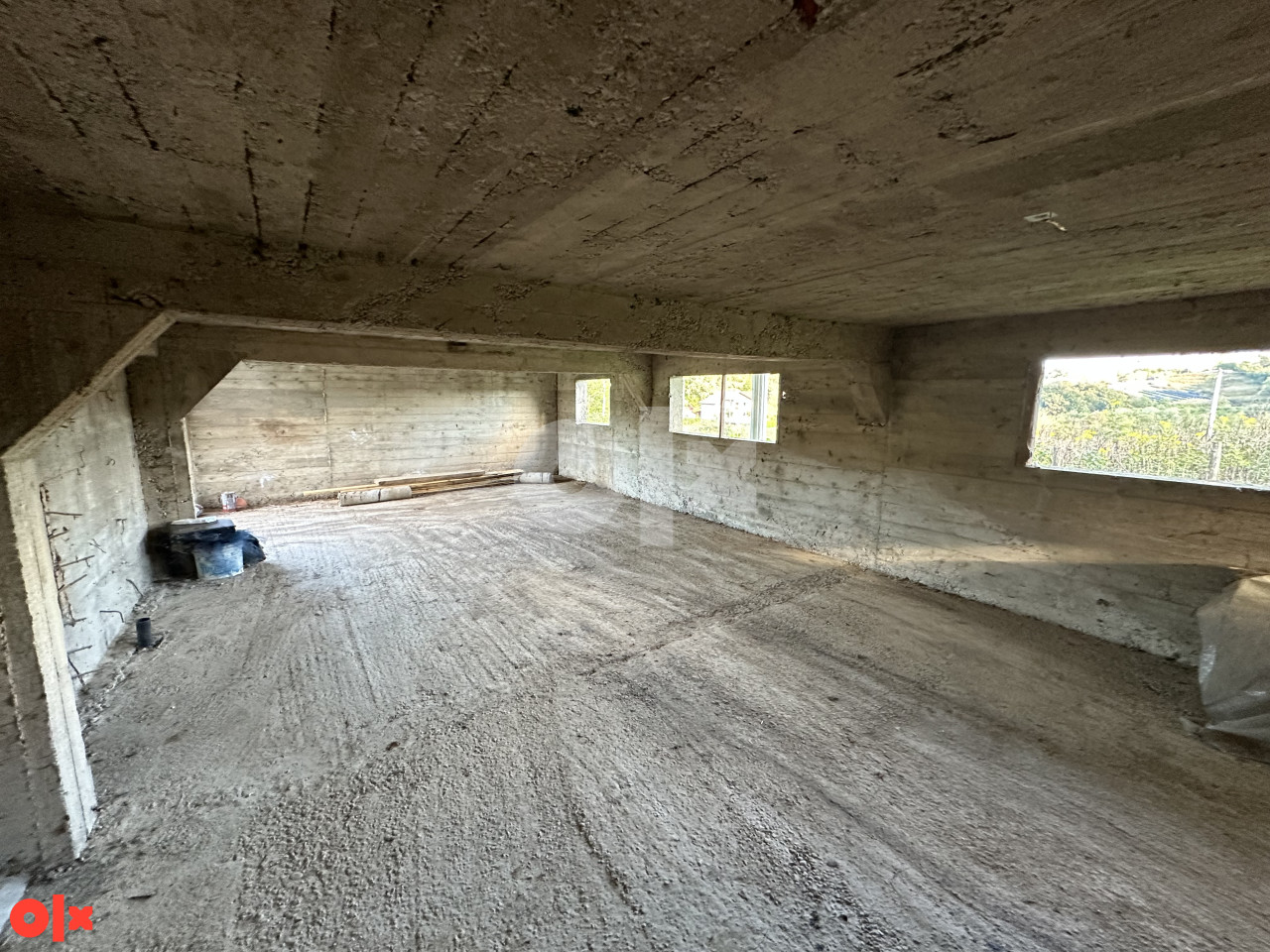 Nezavršena kuća u Slatini - 430 m2 11