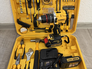 Aku Bušilica DeWALT i MAKITA 48v UDARNA/ČEKIĆ (117 dijelova)