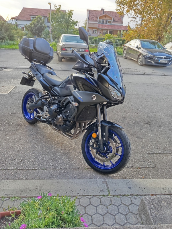 Yamaha tracer 900 može zamjena za auto