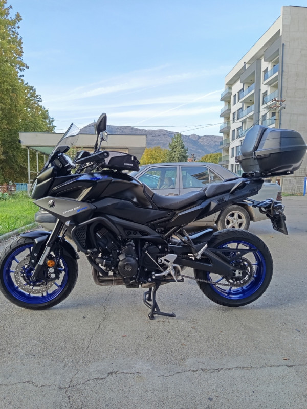 Yamaha tracer 900 može zamjena za auto
