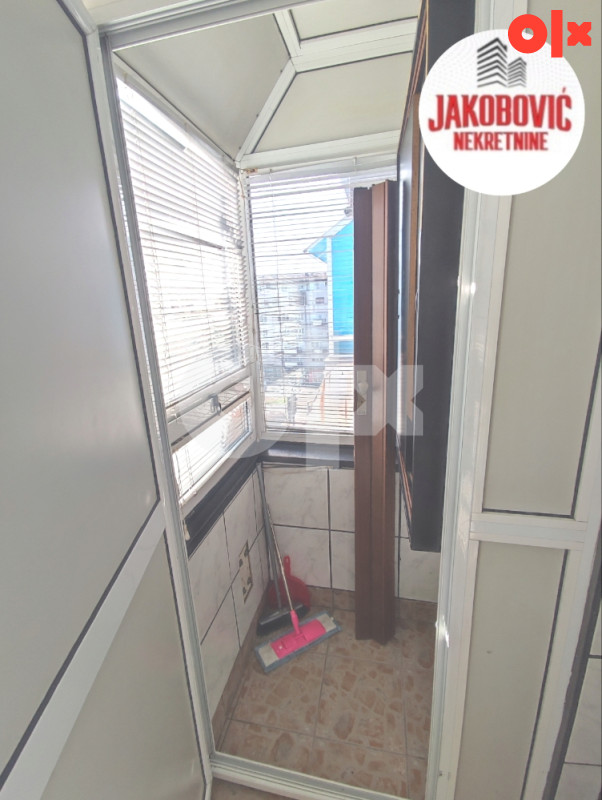 Dvosoban stan 48 m2 12