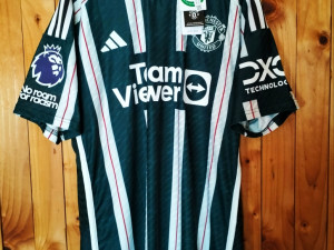 MANCHESTER UNITED dres Man Utd Hojlund L velicina player verzija