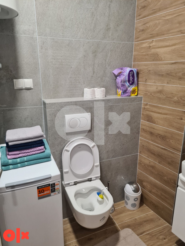 STAN NA DAN Banja Luka centar Venecija most- garaža 065/670-845 8