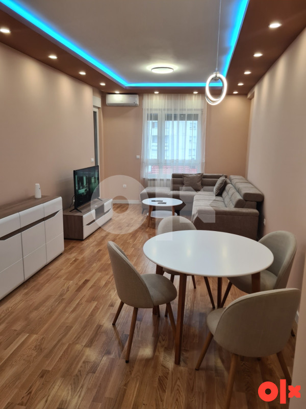 STAN NA DAN Banja Luka centar Venecija most- garaža 065/670-845 11
