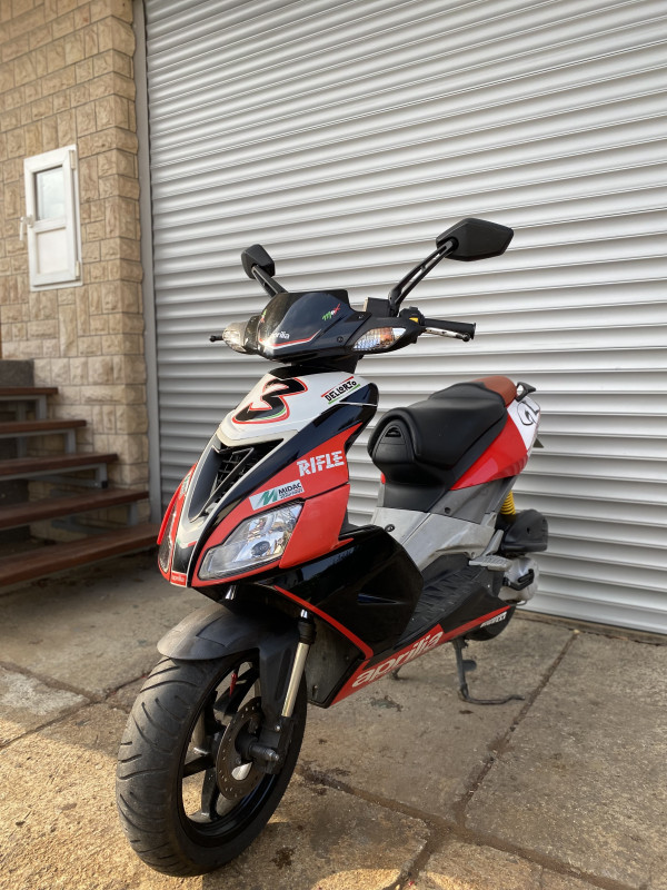 Scooter Moto Sr 50 Aprilia Aprilia Sr50 Aprilia Sr Usata Scooter