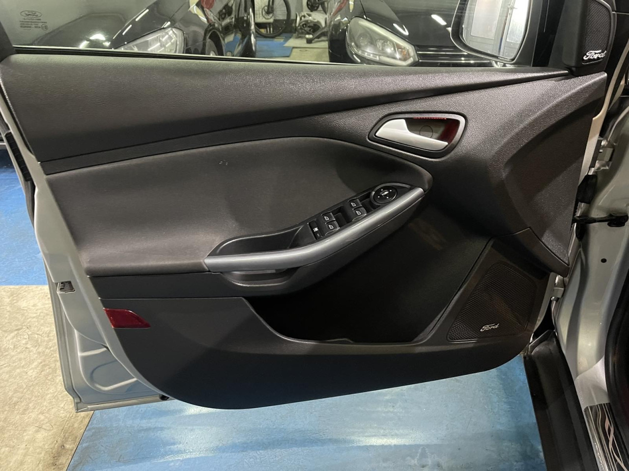 FORD FOCUS 1.6 TDCI, 2011 GOD, 1 VLASNIK,2 KLJUCA